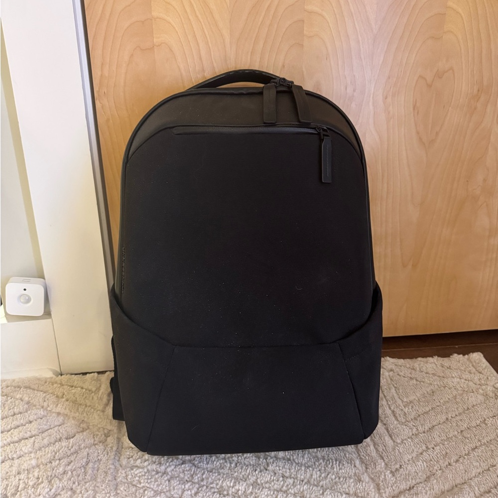 Troubadour Apex Black Men's Backpack